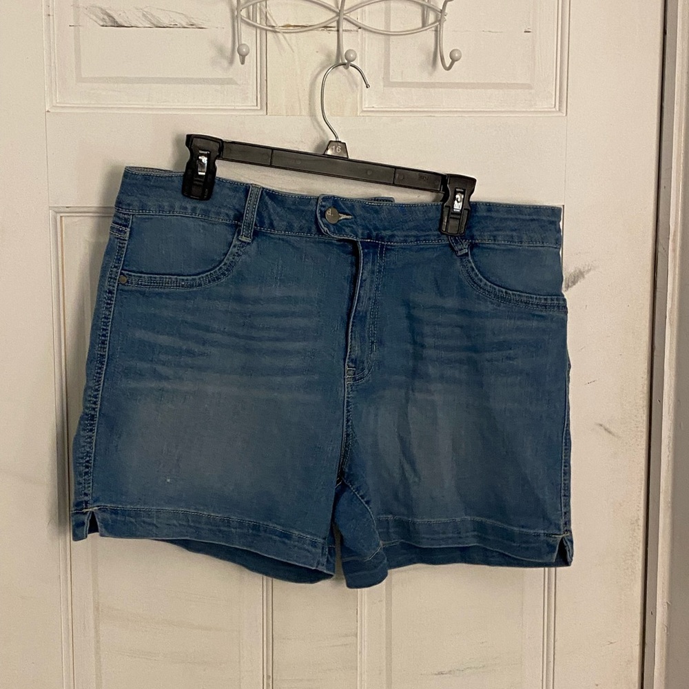 d. jeans Women's Blue Jean Shorts